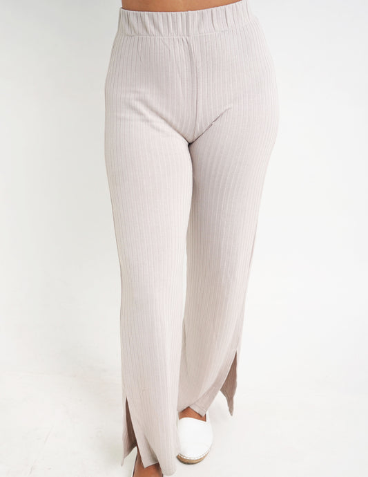 Nusa Side Split Day Pants